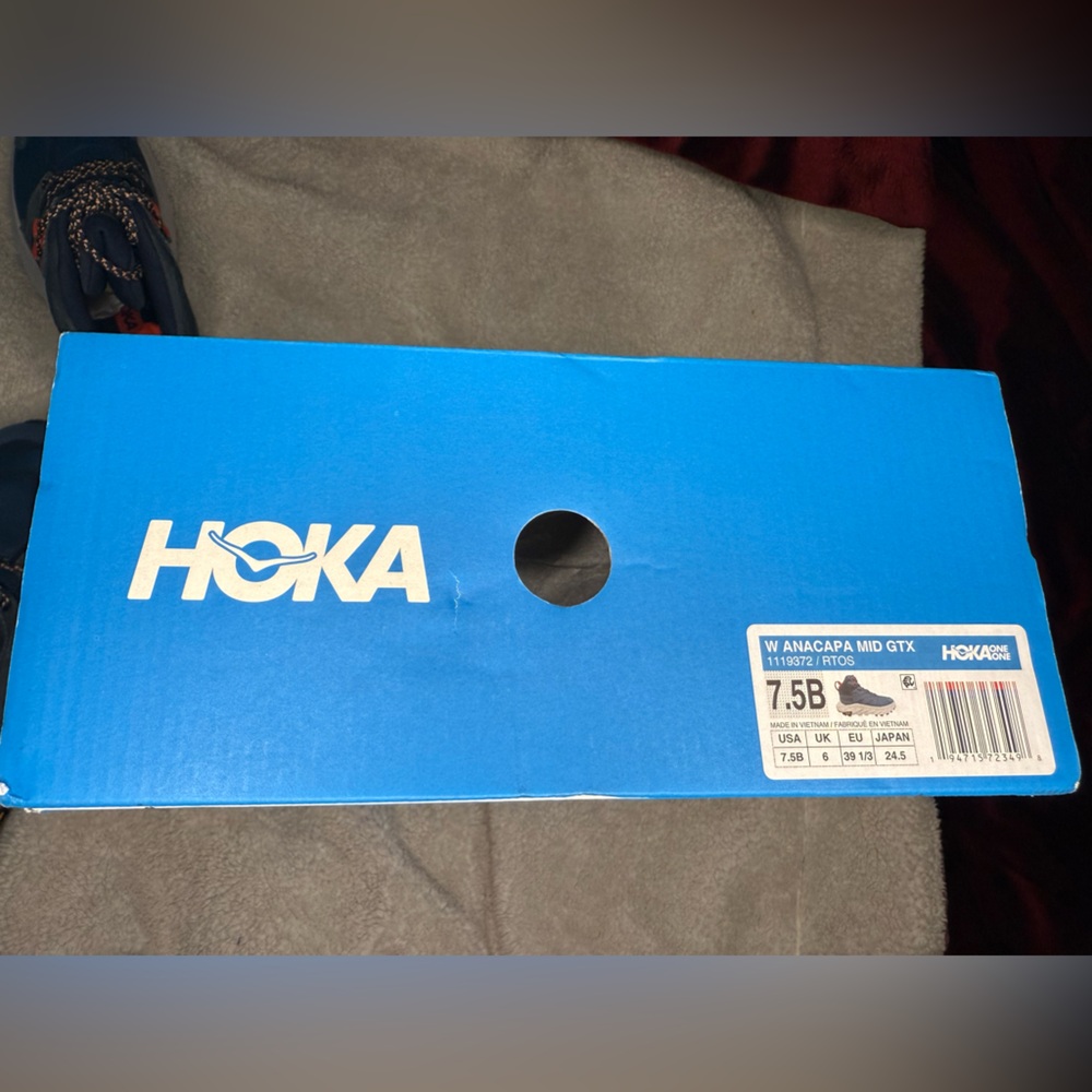 Hoka women’s Vibrant Blue and Orange Boots - Picture 8 of 9